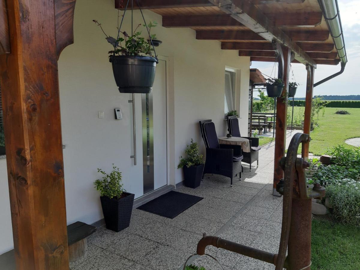Apartments Isabella بتوي المظهر الخارجي الصورة